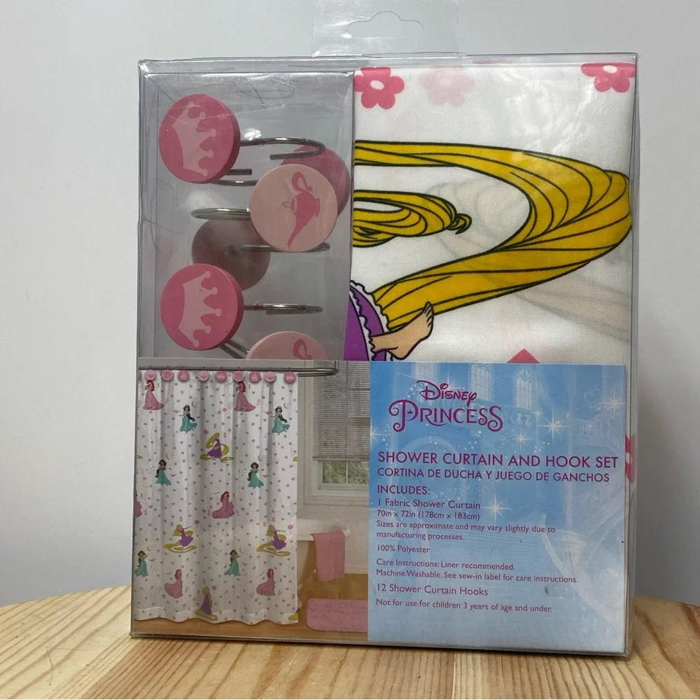 Disney Princess Pink Shower Curtain and Hook Set (New in package)